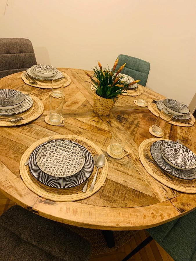 Ruhige Wohnung Im Gasometer Wien *Wifi*U3*Netflix* Bagian luar foto